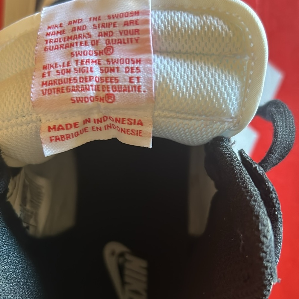 Women’s Nike Dunk High Retro Panda Black White Size 7.5 Basketball Shoe - Picture 12 of 14